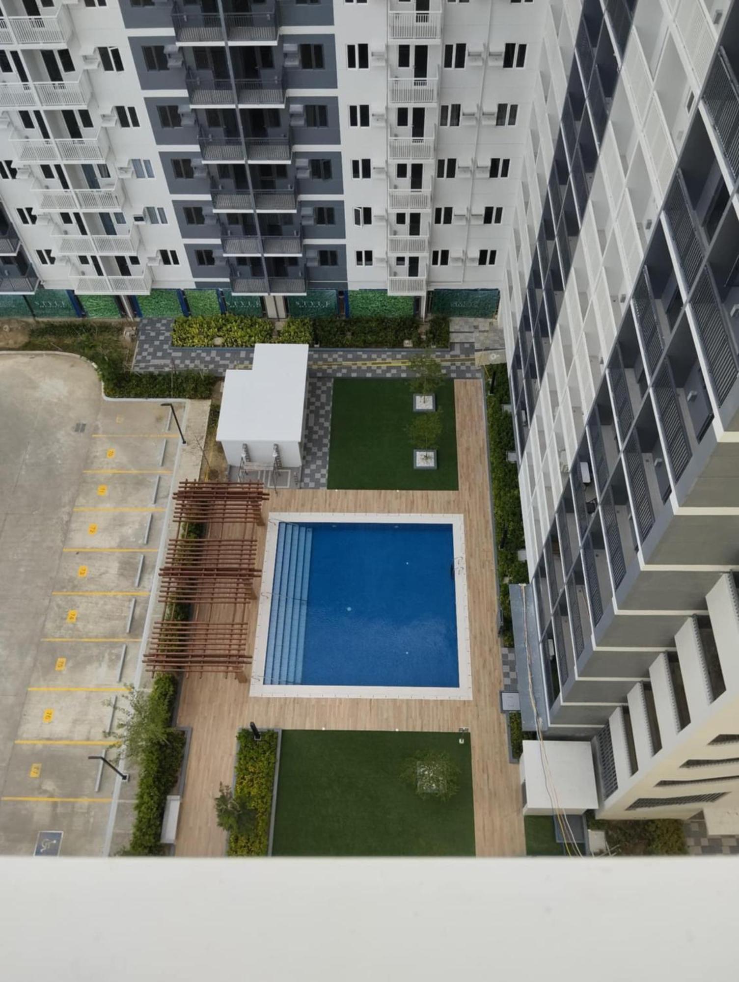 Rj Elite Escape 2Br Condo W Balcony Near Sm Iloilo Zewnętrze zdjęcie